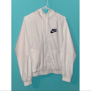 Womens Nike Windrunner
